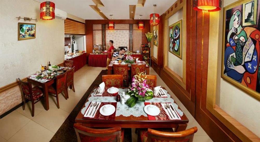 Aquarius Grand Hotel Hanoi Restoran gambar